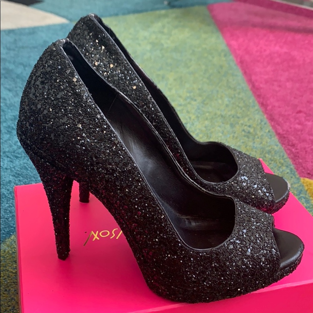 Betsy Johnson Black Glitter Heels 👠